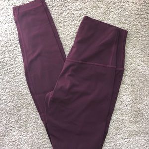 Lululemon wunder train 28” leggings maroon size 4